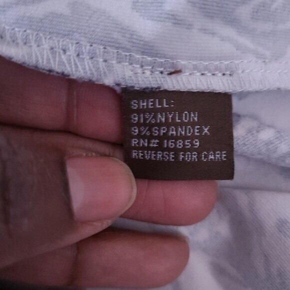 $168 J. McLaughlin Sophia Printed Catalina Cloth Dress Size M White Black - Picture 9 of 10